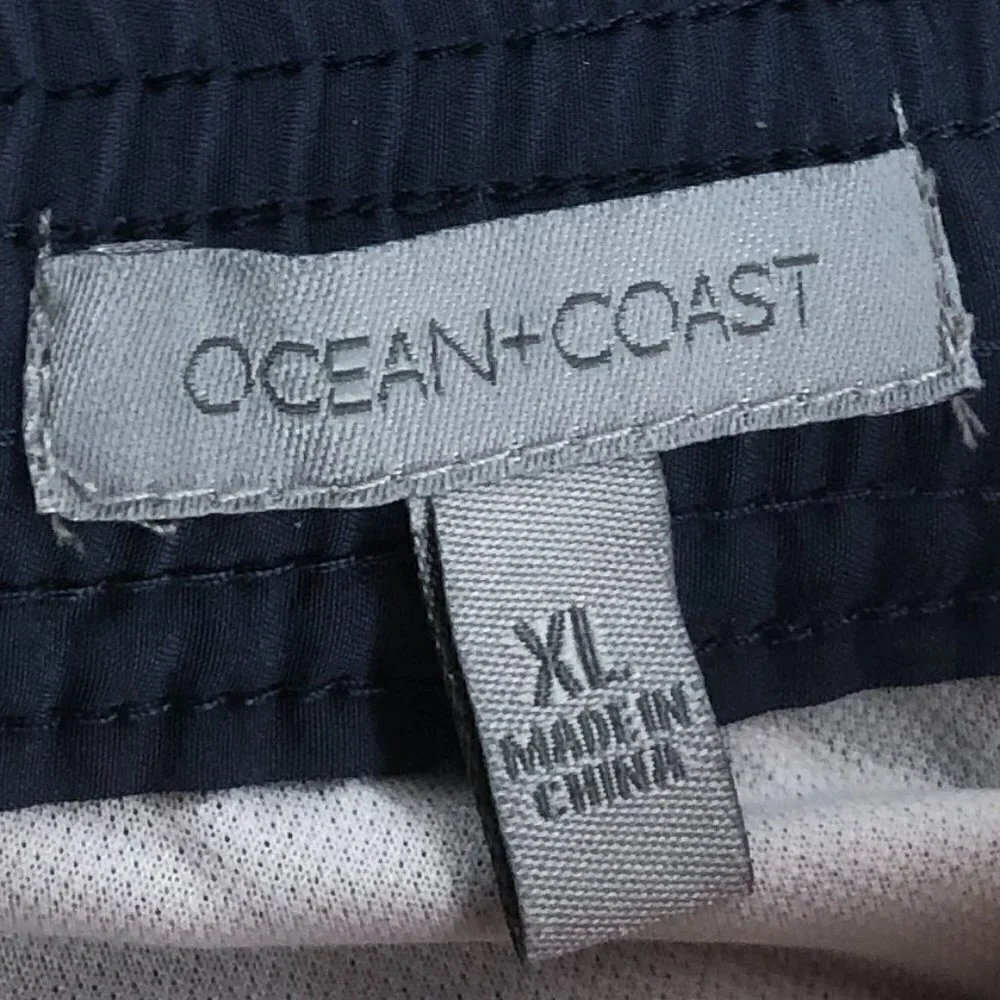 Ocean + Coast Navy Blue & Gray Color Block Swim Shorts Men's‎ Size XL